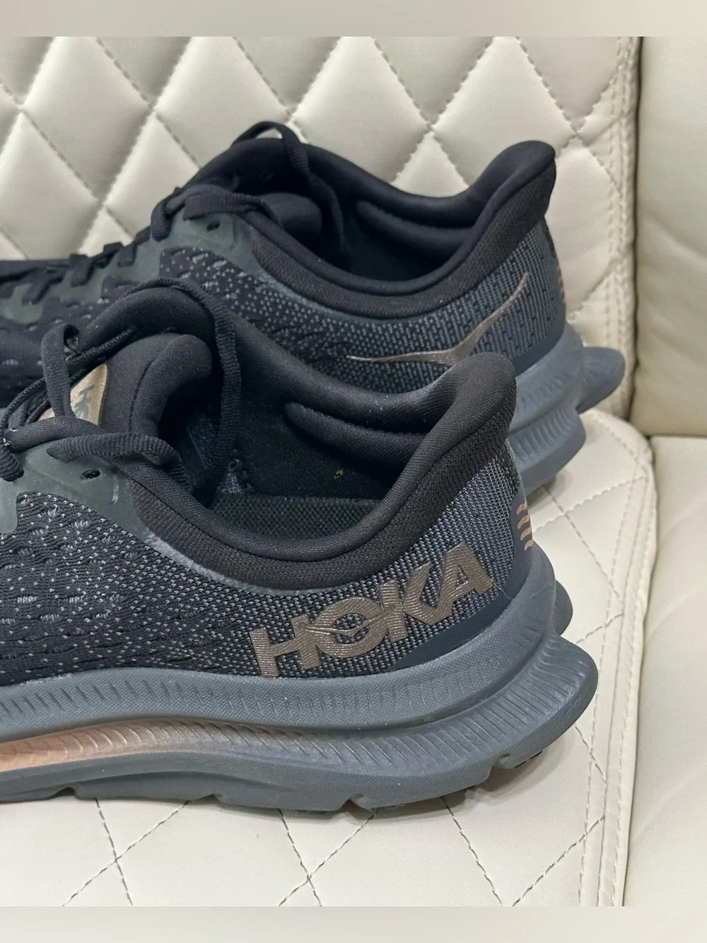 Hoka Kawana shoes Black Copper size 9.5